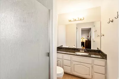 11940 S Pineridge Rd, Sandy, UT 84094 - Photo 27