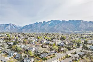 11940 S Pineridge Rd, Sandy, UT 84094 - Photo 53