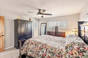 11940 S Pineridge Rd, Sandy, UT 84094 - Photo 25