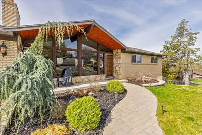 11940 S Pineridge Rd, Sandy, UT 84094 - Photo 5