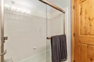 11940 S Pineridge Rd, Sandy, UT 84094 - Photo 23