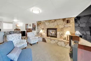 698 E 200 S, Bountiful, UT 84010 - Photo 19