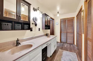 698 E 200 S, Bountiful, UT 84010 - Photo 15