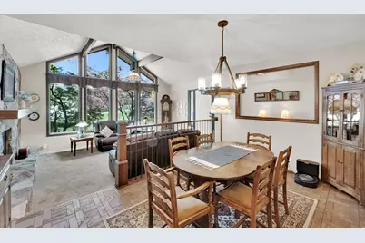 698 E 200 S, Bountiful, UT 84010 - Photo 5