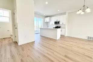 1713 N 1625 W, Layton, UT 84041 - Photo 5