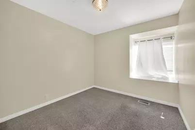1245 E 3125 N, Layton, UT 84040 - Photo 9