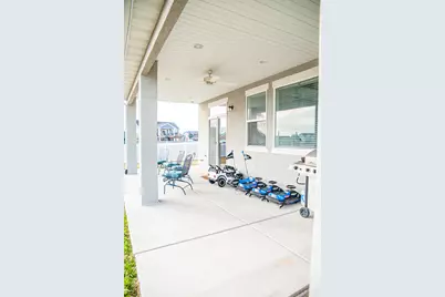 2353 W Thomas Ct, Syracuse, UT 84075 - Photo 39