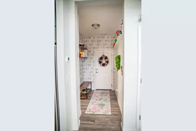 2353 W Thomas Ct, Syracuse, UT 84075 - Photo 19