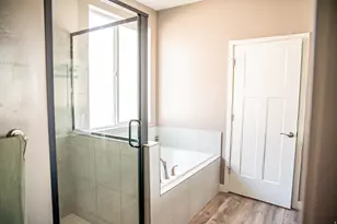 2353 W Thomas Ct, Syracuse, UT 84075 - Photo 11