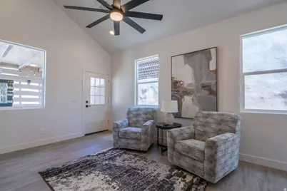 4242 W Cambridge Pkwy, Hurricane, UT 84737 - Photo 13