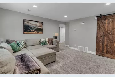 8292 S 560 E, Sandy, UT 84070 - Photo 15