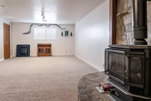 935 W 2500 S, Vernal, UT 84078 - Photo 31