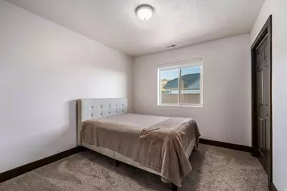 5097 N Scenic Dr, Enoch, UT 84721 - Photo 17