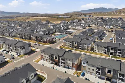 1424 N 3830 W #C101, Lehi, UT 84048 - Photo 35