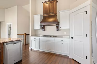 753 W 4050 N, Lehi, UT 84048 - Photo 9