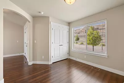 753 W 4050 N, Lehi, UT 84048 - Photo 5