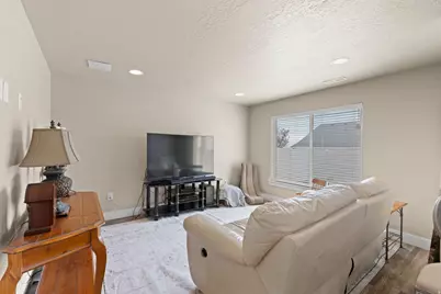 753 W 4050 N, Lehi, UT 84048 - Photo 23