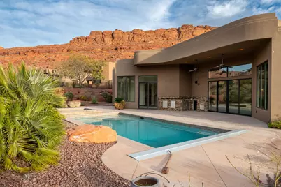 3052 N Snow Pkwy #205, Saint George, UT 84770 - Photo 27