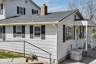 3813 S Grandview Dr E, Ogden, UT 84403 - Photo 3