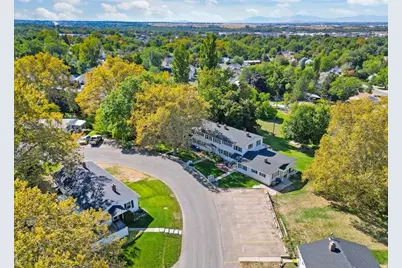 3813 S Grandview Dr E, Ogden, UT 84403 - Photo 23