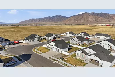 2358 N 250 W, Tooele, UT 84074 - Photo 19