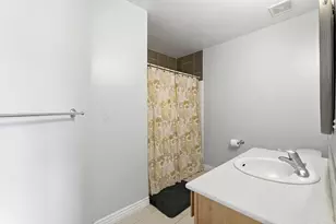 1068 E 16th St S, Ogden, UT 84404 - Photo 17