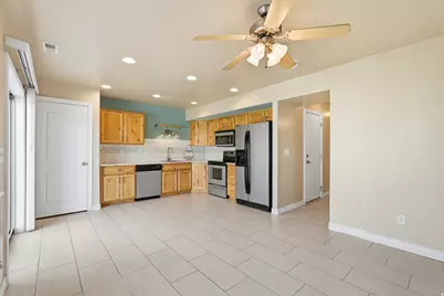 1068 E 16th St S, Ogden, UT 84404 - Photo 9