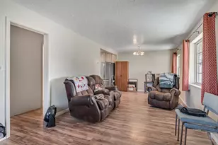 848 N Oakley St, Salt Lake City, UT 84116 - Photo 3