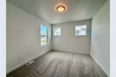 3046 N Summer Wood Dr #806, Eagle Mountain, UT 84005 - Photo 11