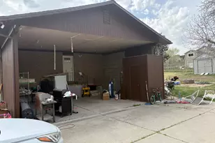 5650 S Jordan Canal Rd W, Taylorsville, UT 84129 - Photo 9