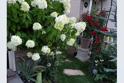 1351 W Glenbarr Dr S, Springville, UT 84663 - Photo 25