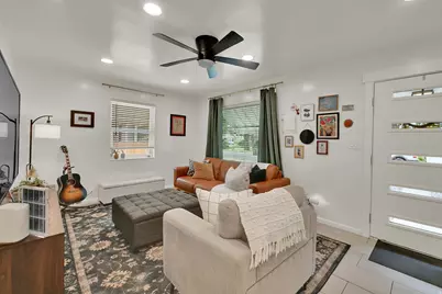 848 N Poinsettia Dr. W, Salt Lake City, UT 84116 - Photo 5