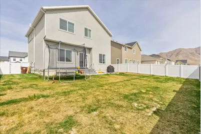 1824 E Meadowlark Dr, Eagle Mountain, UT 84005 - Photo 31