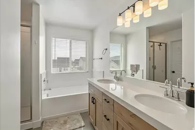 1824 E Meadowlark Dr, Eagle Mountain, UT 84005 - Photo 21