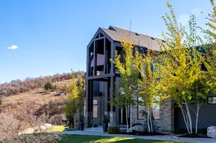 6861 E Summit Peak Cir, Huntsville, UT 84317 - Photo 5