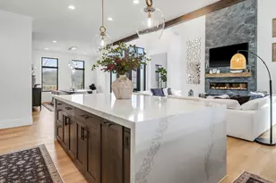 6861 E Summit Peak Cir, Huntsville, UT 84317 - Photo 13