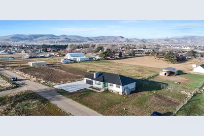 14990 S 1800 W, Bluffdale, UT 84065 - Photo 5