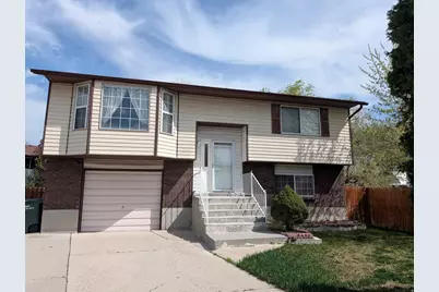 3067 S Maxine St, West Valley, UT 84120 - Photo 1