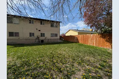3067 S Maxine St, West Valley, UT 84120 - Photo 19