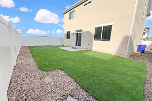 2126 W Lydia Ln, Syracuse, UT 84075 - Photo 15