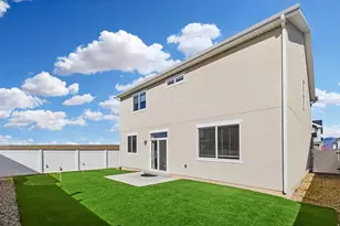 2126 W Lydia Ln, Syracuse, UT 84075 - Photo 15