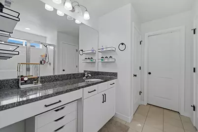 2126 W Lydia Ln, Syracuse, UT 84075 - Photo 25