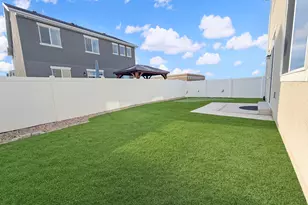 2126 W Lydia Ln, Syracuse, UT 84075 - Photo 13