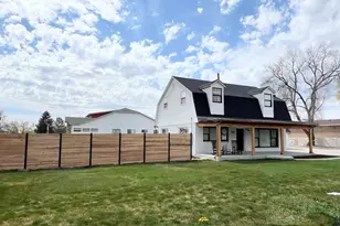 2549 W 11400 S, South Jordan, UT 84095 - Photo 3