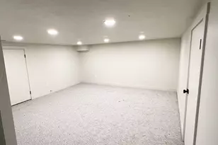 2549 W 11400 S, South Jordan, UT 84095 - Photo 27