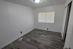 286 N Lionel St W, North Salt Lake, UT 84054 - Photo 19