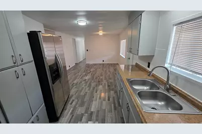 286 N Lionel St W #381, North Salt Lake, UT 84054 - Photo 17