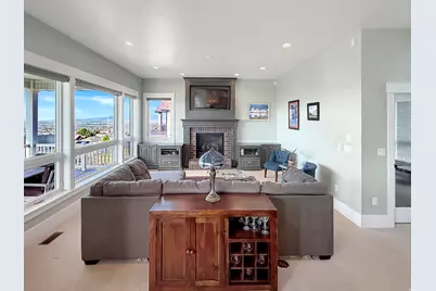 1113 W Fawn Dr N, Pleasant View, UT 84414 - Photo 3