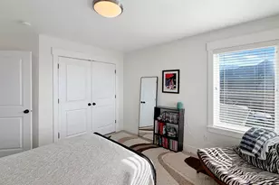 1113 W Fawn Dr N, Pleasant View, UT 84414 - Photo 23