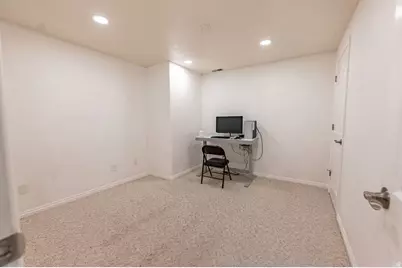 14301 S Elsbrook Cir, Draper, UT 84020 - Photo 31